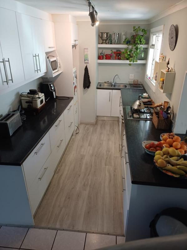 To Let 2 Bedroom Property for Rent in Kommetjie Western Cape